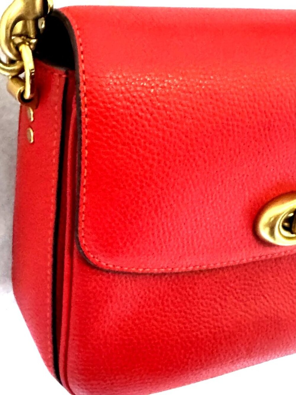Coach "Cassie" 19 Red pebbled Bag with detachable handles & Strap. - Picture 3 of 13